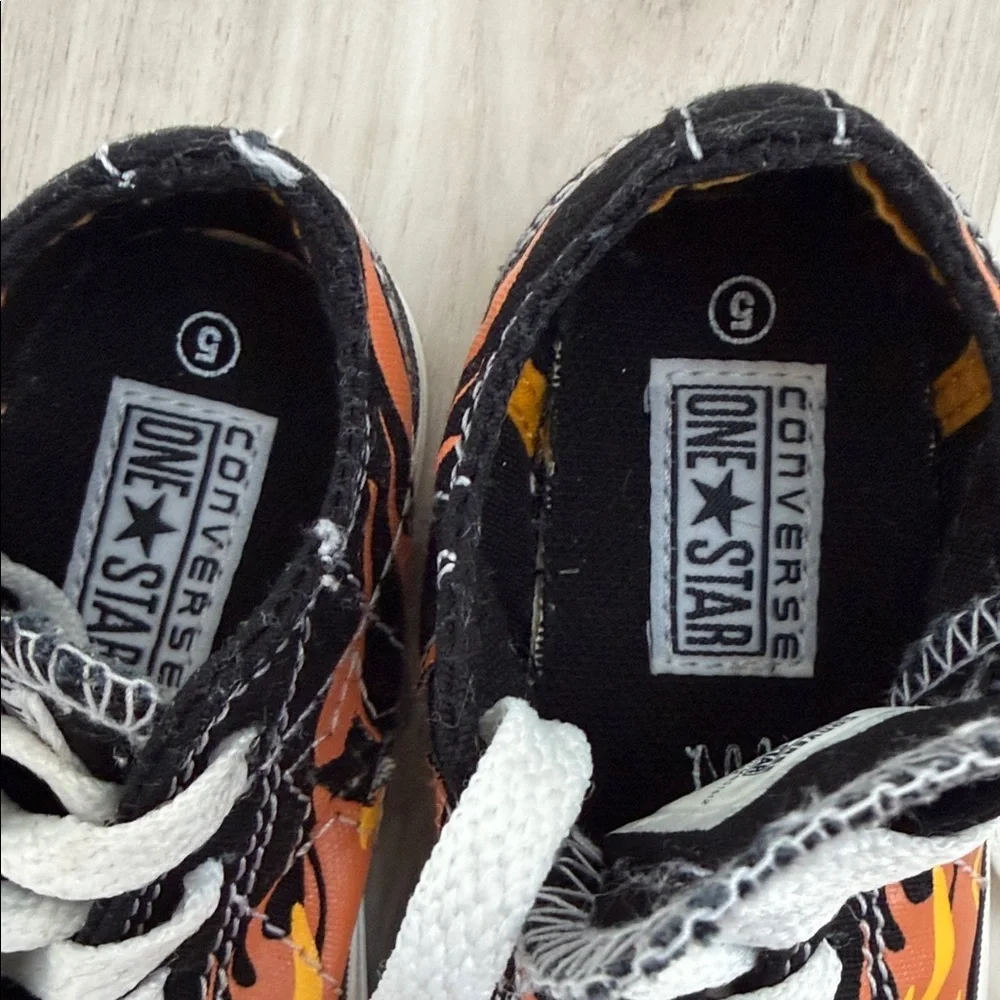Converse Kids Sneakers with Flame Design - Black and Orange size 5